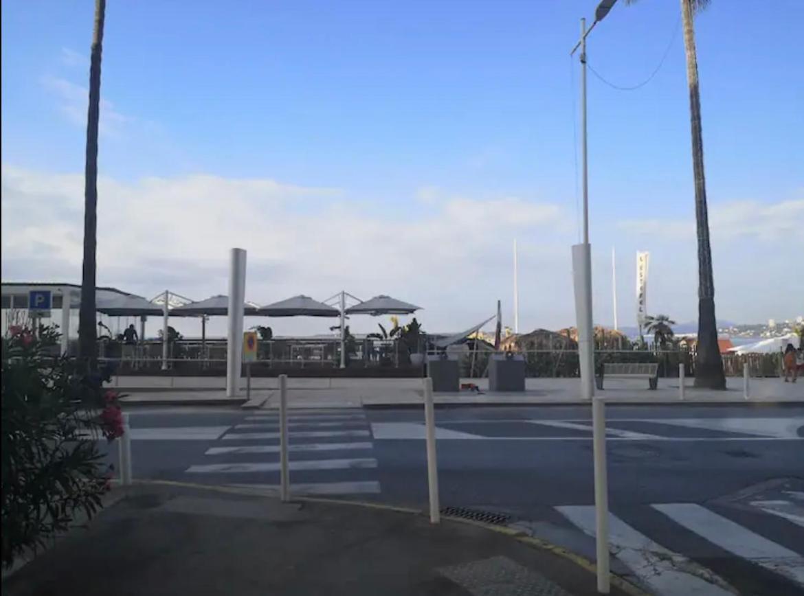 Impeccable 2 Pièces Avec Balcons à 50m De La Antibes