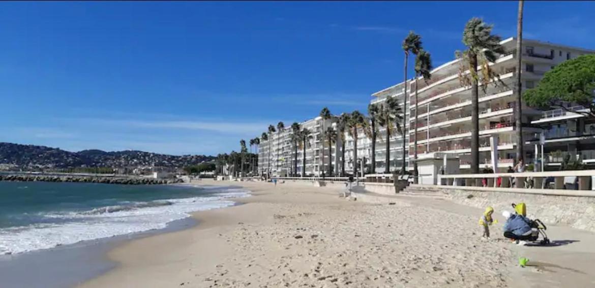 Impeccable 2 Pièces Avec Balcons à 50m De La Antibes
